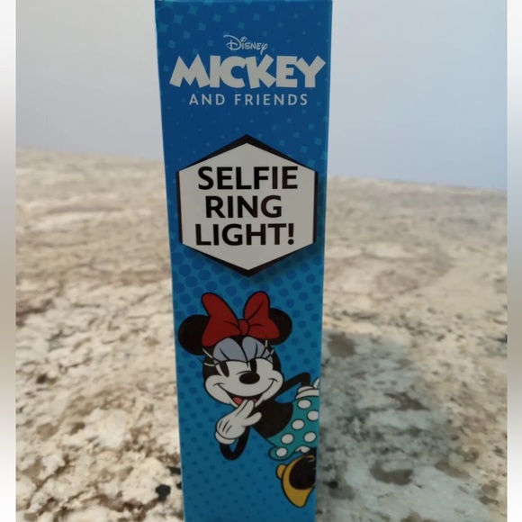 S O L D : DISNEY Mickey & Friends Selfie Ring LED Light For Phones Minnie Mouse - Picture 4 of 5